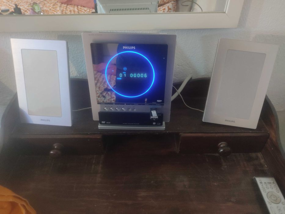 Micro Cinema DVD