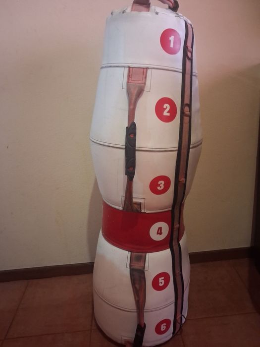 Saco de boxe marca BHÒUT