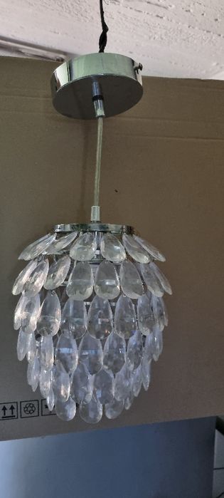 Lampa wisząca kryształy akryl