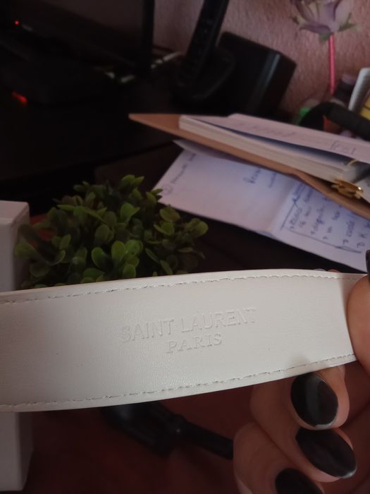 Cinto branco em couro 115cm