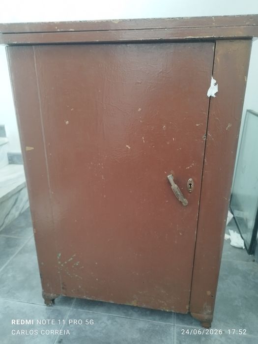Máquina de costura antiga