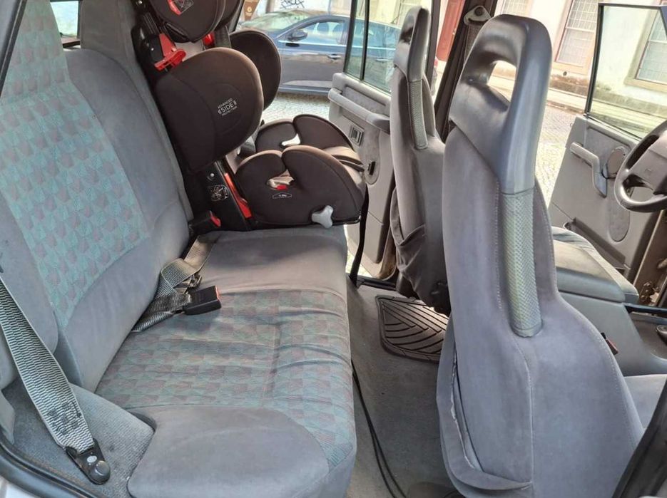 Discovery TDI 300, 5 portas e 7 lugares