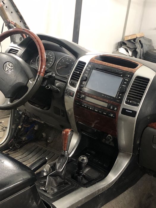 Пластик салона Toyta Land Cruiser Prado 120 2005/06/07/08 р