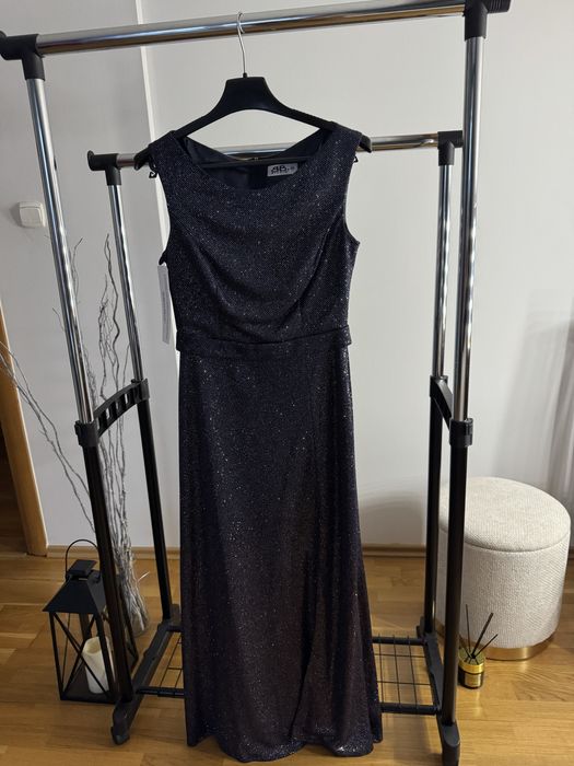 Granatowa sukienka BB Studio 36 S