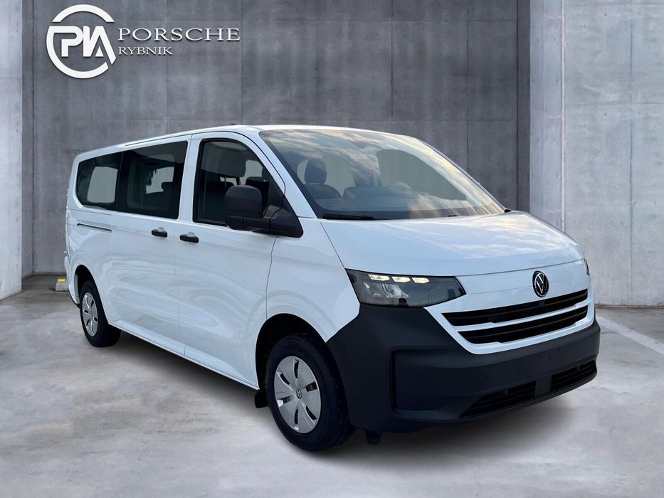 Volkswagen Transporter Transporter Kombi M1 silnik: 2,0 l TDI 150 KM / skrzynia biegów: 6-biegowa manualna rozstaw osi: 3500 mm  Kombi | Wyprzedaż 2025