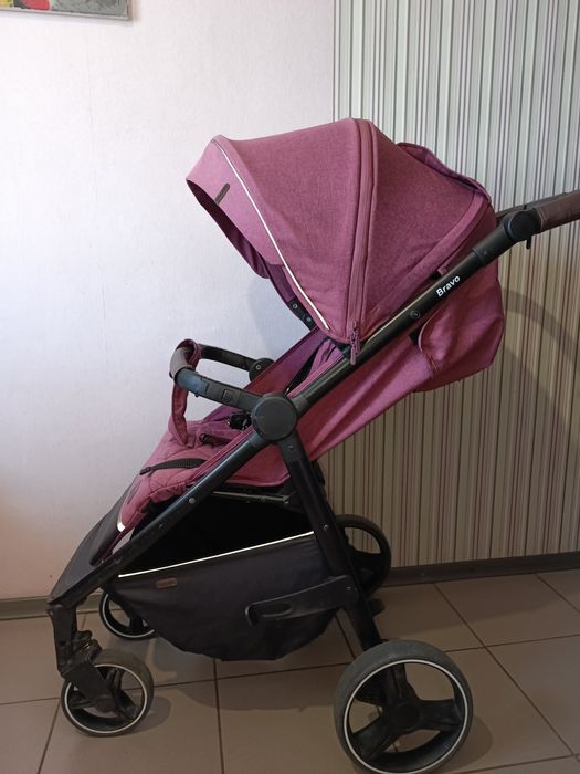 Прогулочная коляска carello bravo