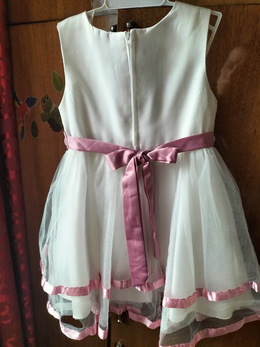 Плаття, сукня, туніка.