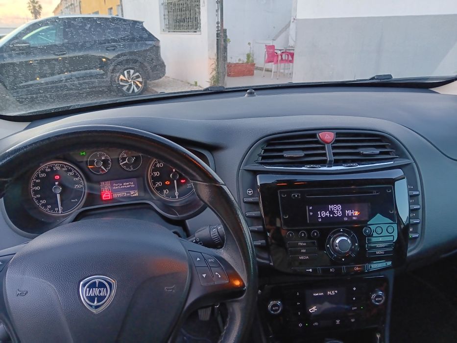 Vende-se Lancia Delta 1.4