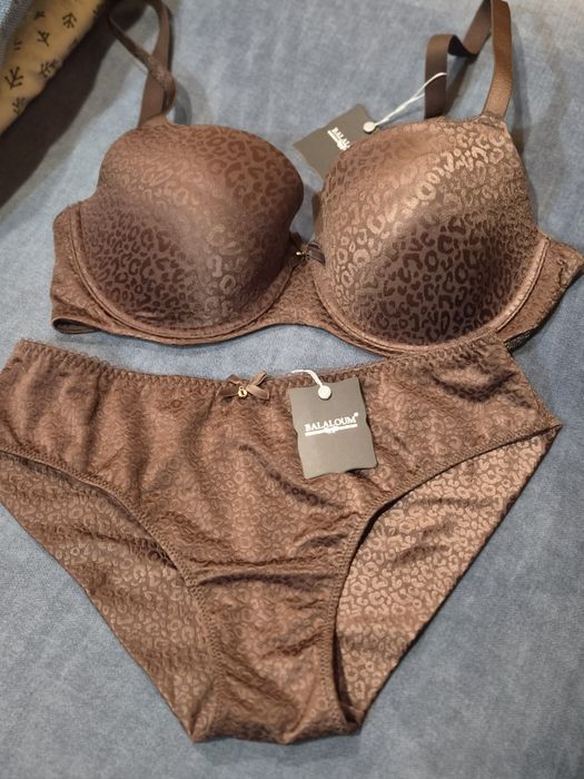 Продам  комплект женского белья Balaloum