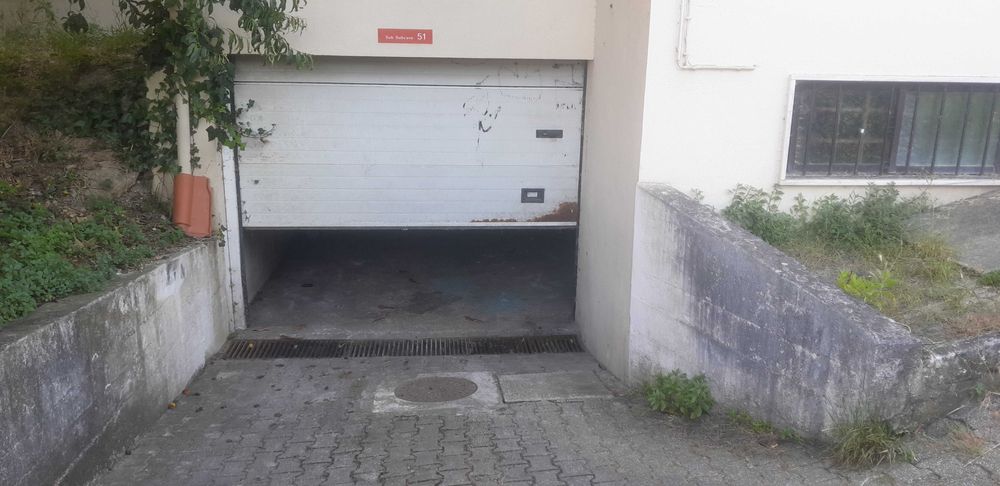 Garagem/parqueamento ,Bom Retiro