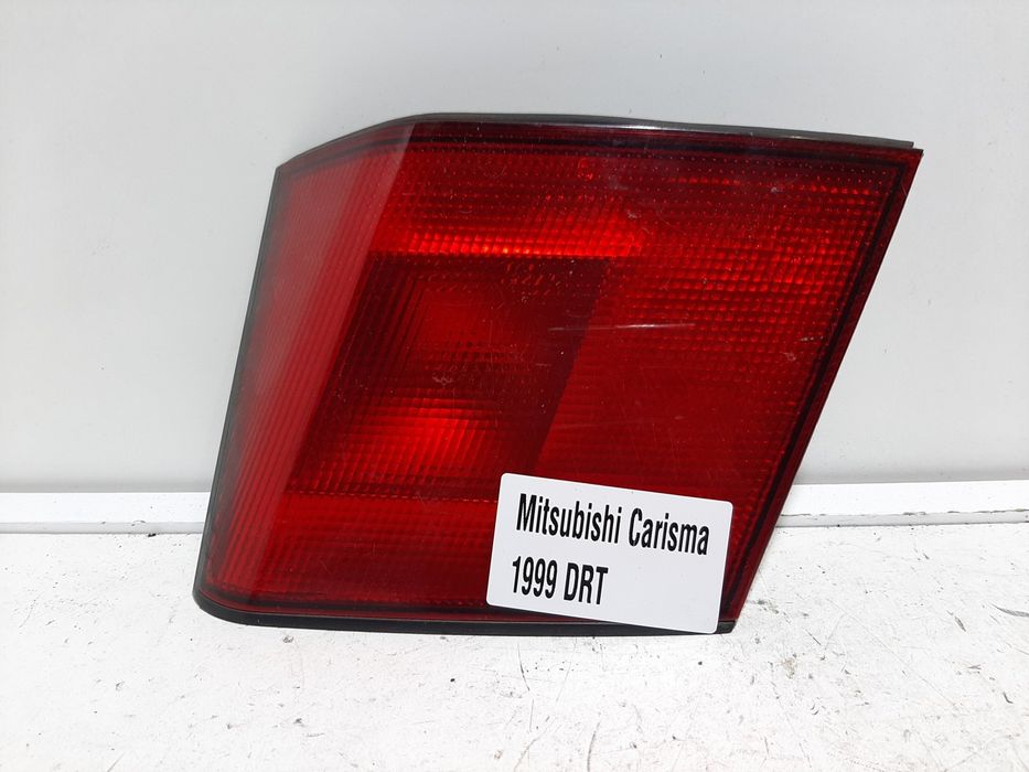 Farolim da mala direito MITSUBISHI Carisma Hatchback (DA_)