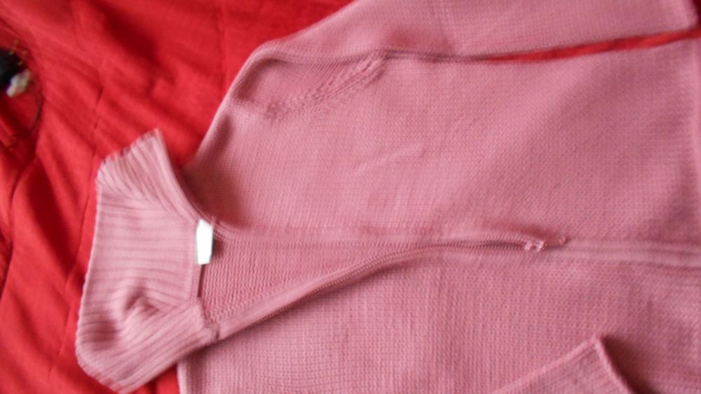 Sweter w rozmiarze 40  ciepły