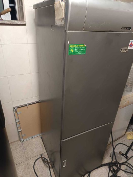 CALDEIRA DOMUSA MCF-DX 1000L + 9 Radiadores + 2 Toalheiros