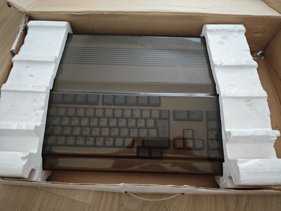 Commodore Amiga 500 super stan komplet pudełko