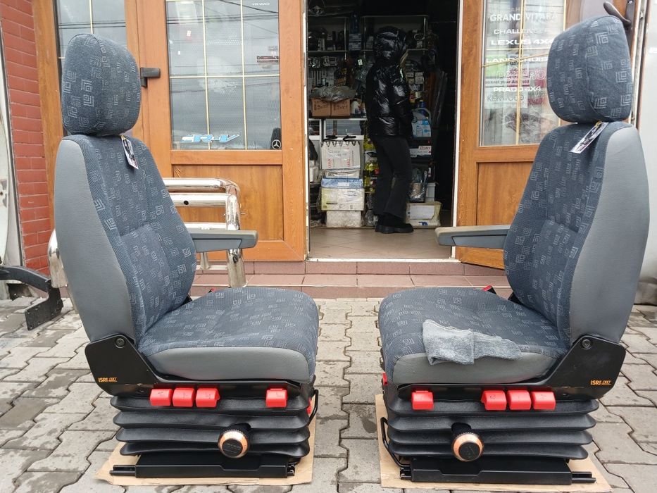 Крісло пілот Спрінтер  901-904 ,LT 35