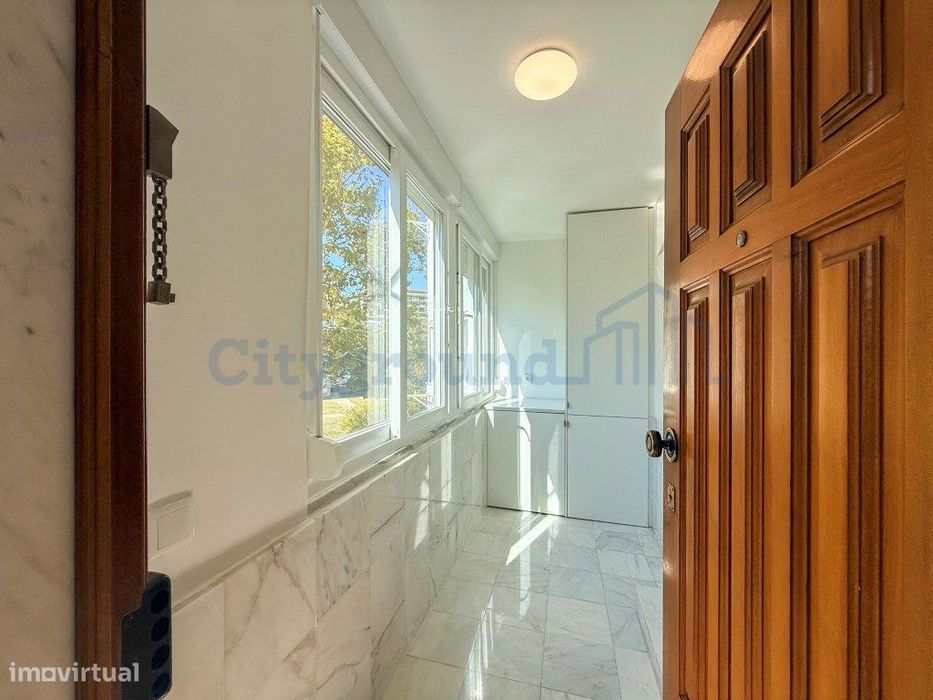 T2 totalmente remodelado e a estrear, com varanda | Olivais, Lisboa