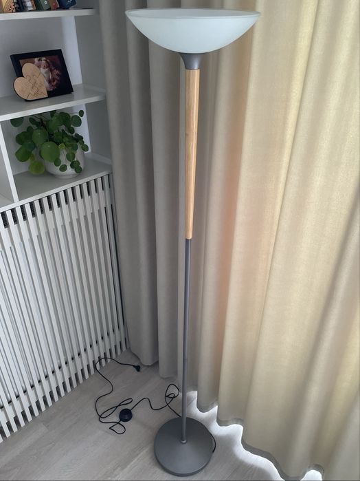 Lampa stojąca stan bardzo dobry