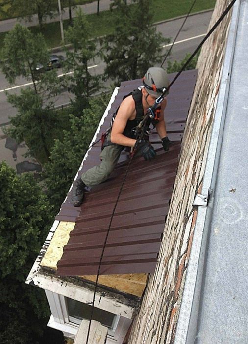 Ремонт балконів, козирьків ,дашків,скатних криш