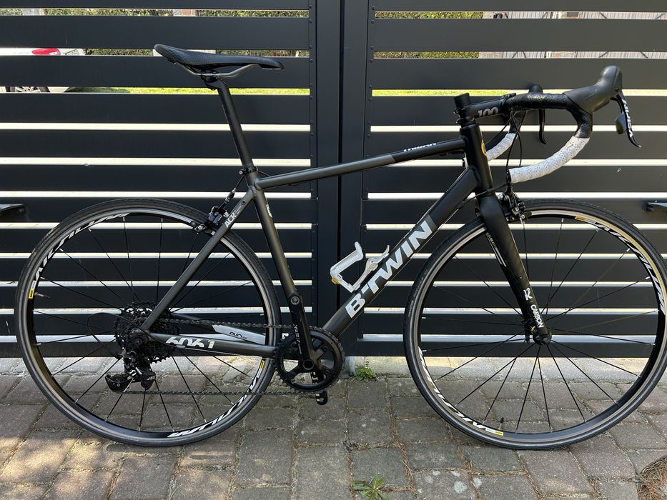 Rower szosowy BTWIN 540