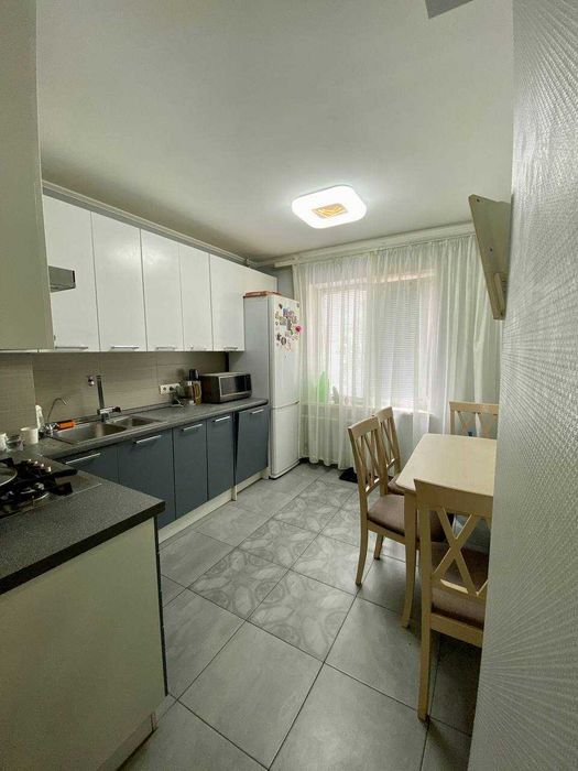 Продаж 3-кімнатної квартири -3 поверх