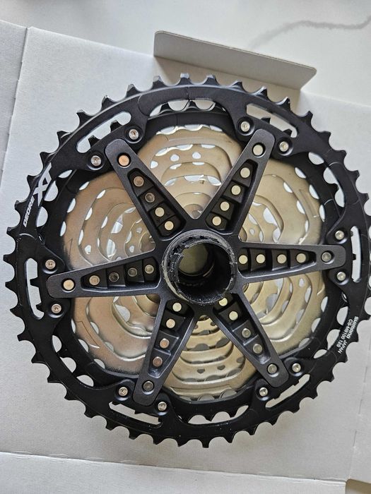 Kaseta Shimano Deore XT CS M 8100