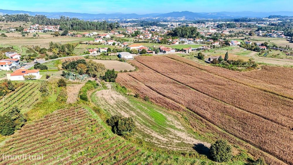 Terreno com Vista Panorâmica em Midões, Barcelos