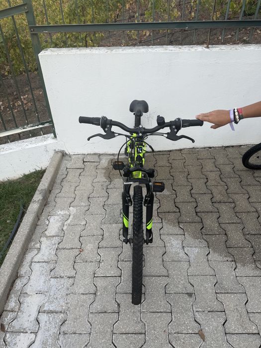 Bicicleta B’TWIN Roda 24 x 1,95