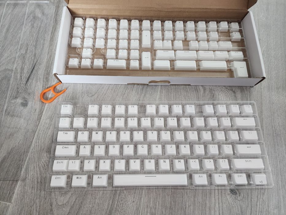 Keycaps klawisze białe jak brylantowe