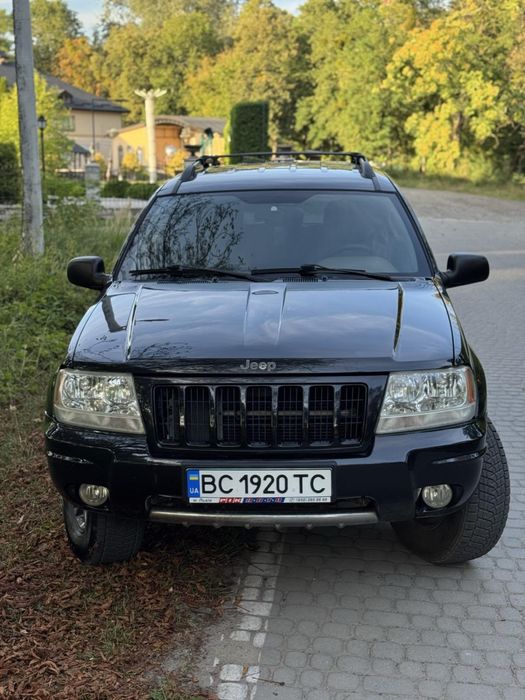 Grand  Cherokee дуже гарному стані!