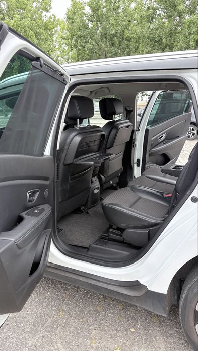 Renault Scénic — fotografia 7