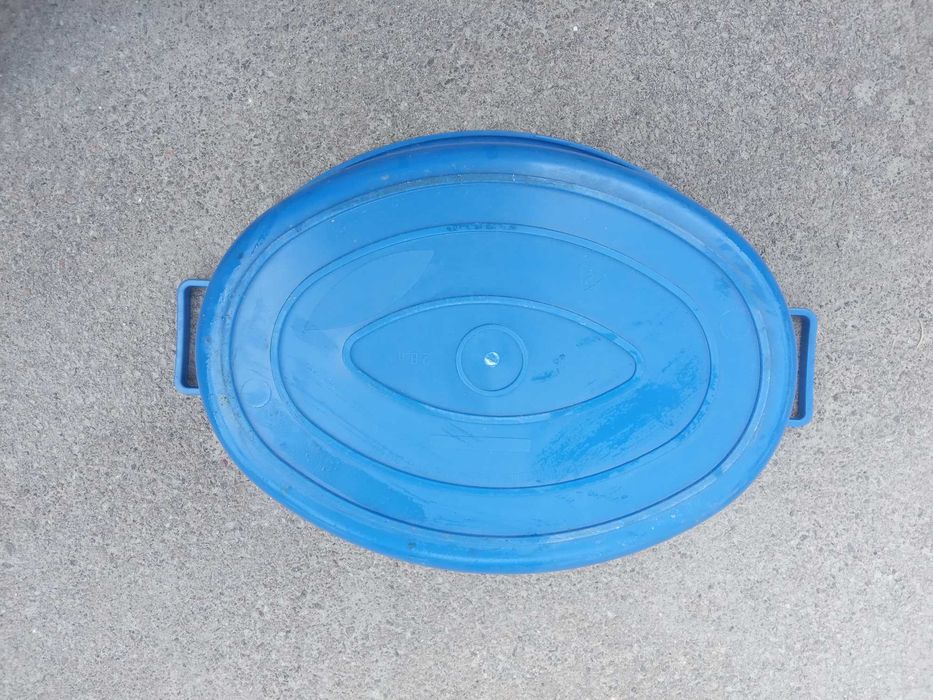 ТАЗ побутовий    синього кольору