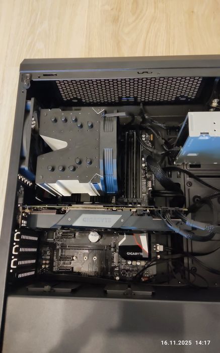 Gamingowy PC i5-9600K RTX 2070 8GB prezent na Mikołajki gotowy do gry