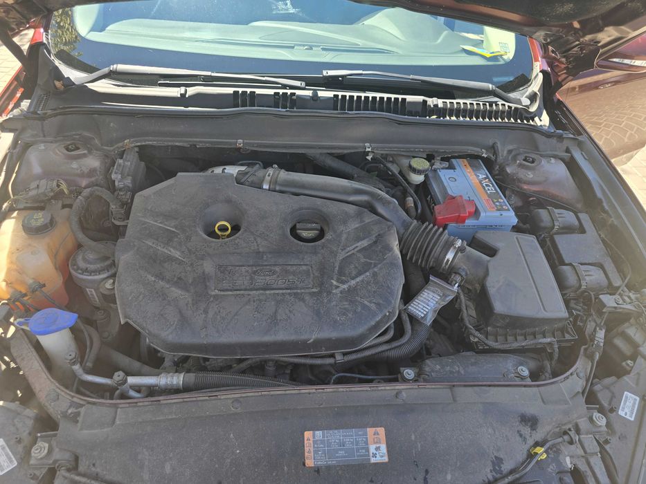 Авто Ford Fusion 2014