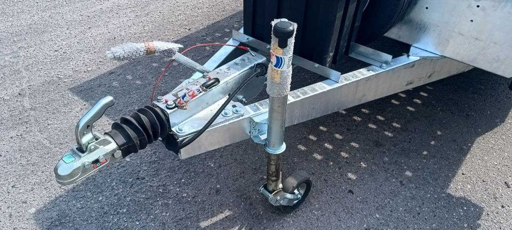 Прицеп эвакуатор. Лафет евакуатор. Трехвісний.