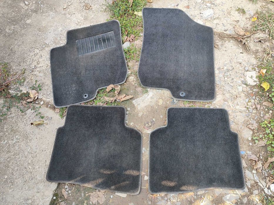 Килимки до kia cee'd 2008 (в наявності тільки передні 2)