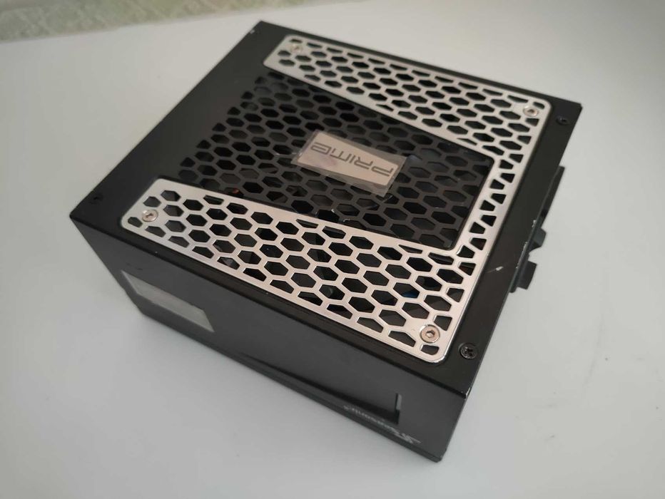 Seasonic Prime TX-750 Titanium SSR-750TR