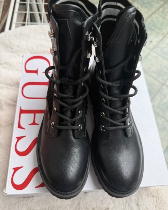 Buty wiosenne Guess czarne botki ze skarpetą sztyblety damskie