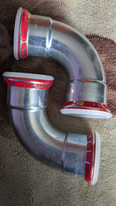 2szt. Kolano dwukielichowe Geberit  d42