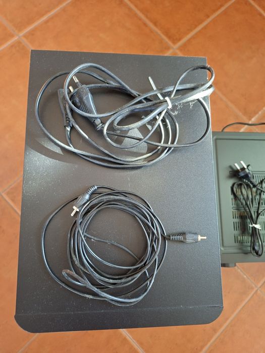 Amplificador AV VSX-330-K + Subwoofer Pionner
