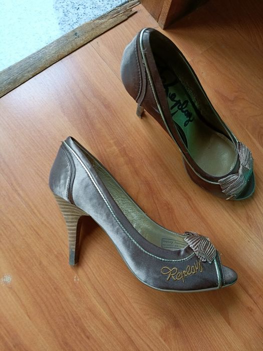 Sapatos com laço Replay