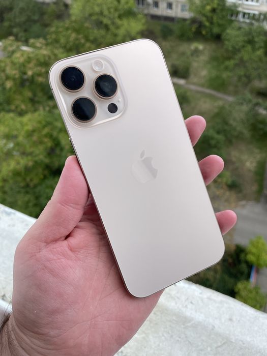 Продам IPhone 16 PRO MAX 256 Neverlock
