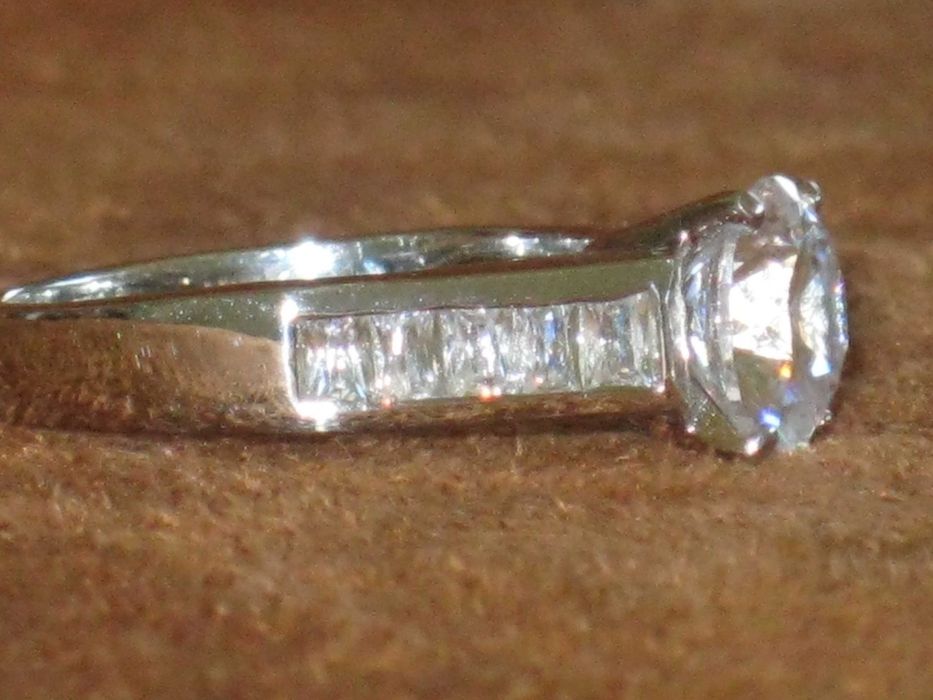 Anel Prata Maciça de Lei 925`/.. C/Contraste