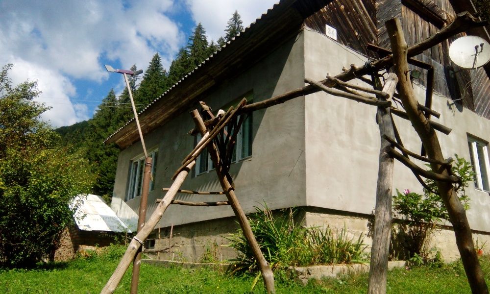 продам будинок ,