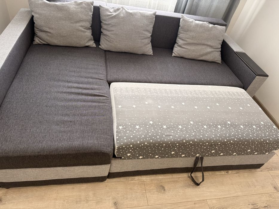 Диван кутовий, в дуже хорошому стані