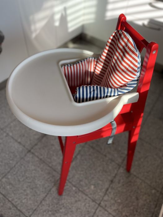 Cadeira qualidade em optimo estado com almofada lavável