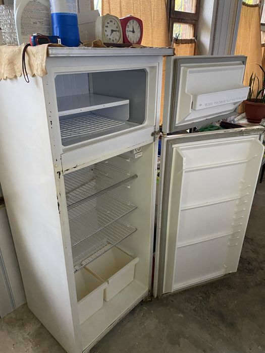 продам холодильник