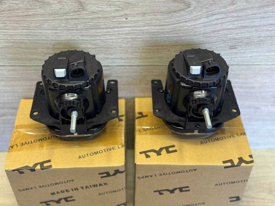 Протитуманка Туманка фара Alfa Romeo 159 Альфа Ромео