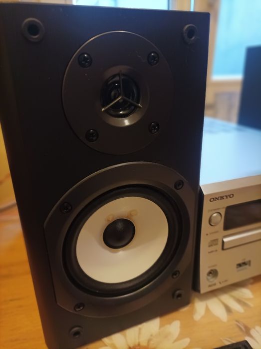 Onkyo CR-535 plus kolumny - oryginał