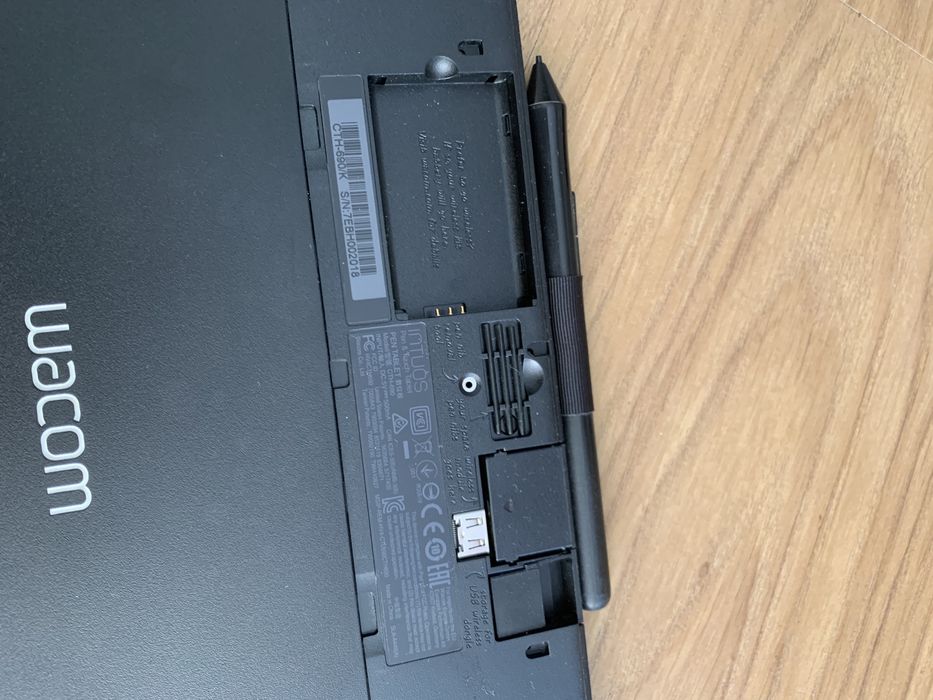 Wacom Intuos Medium & Bamboo Pad64585668285315123