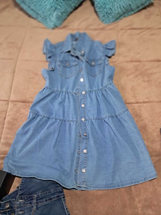 Varias peças roupa